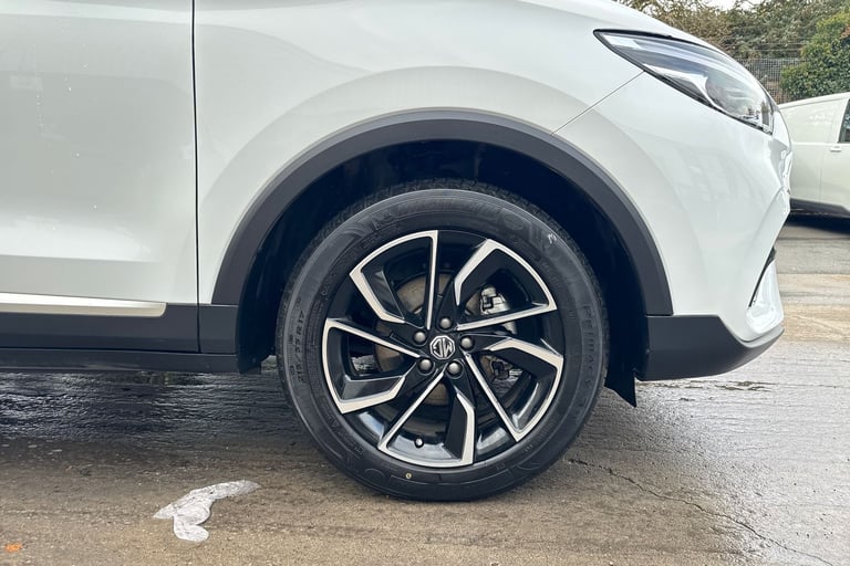 2023 MG MG ZS 93339 Hatchback Petrol Manual