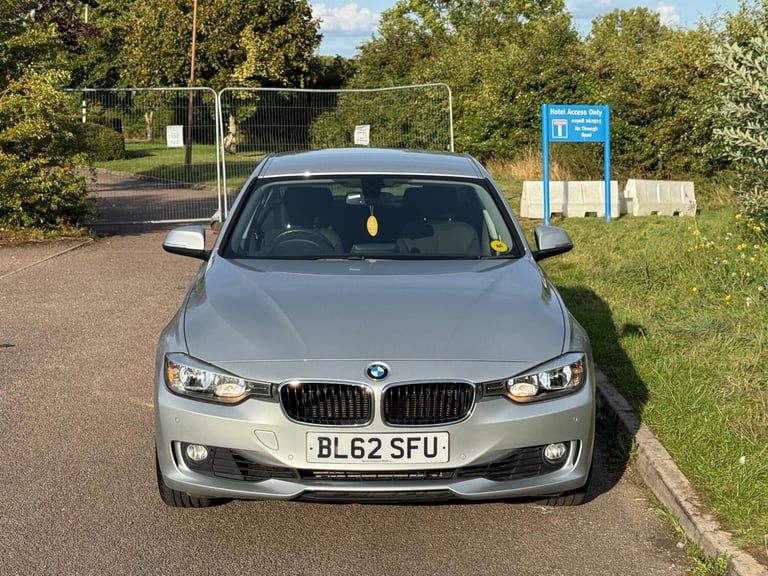  BMW 3 Series 2.0 320i SE Auto xDrive Euro 5 (s/s) 4dr Petrol Automatic