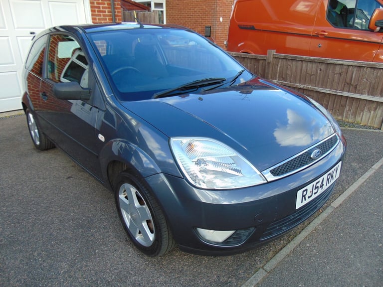 2004 Ford Fiesta 1.4 Flame 3dr [AC] HATCHBACK Petrol Manual