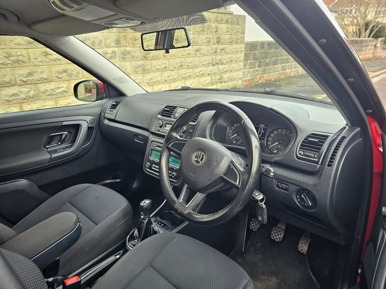 Skoda, FABIA, Estate, 2014, Manual, 1598 (cc), 5 doors