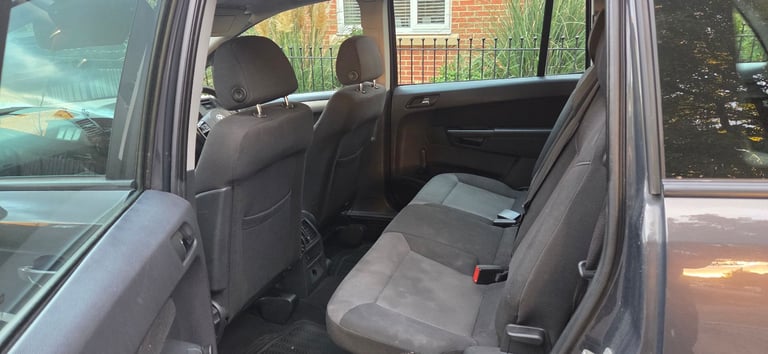 Vauxhall, ZAFIRA, MPV, 2014, Manual, 1686 (cc), 5 doors