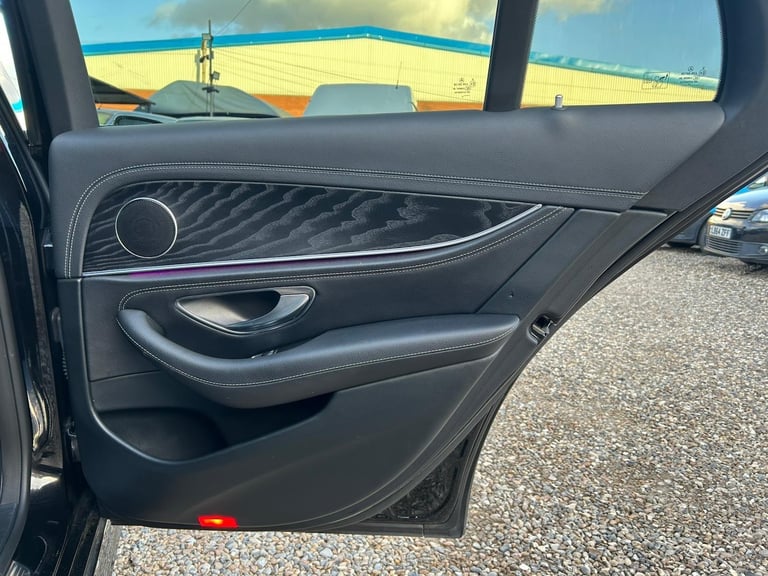 2017 Mercedes-Benz E Class 2.0 E220d AMG Line (Premium) G-Tronic+ Euro 6 (s/s) 5dr ESTATE Diesel ...