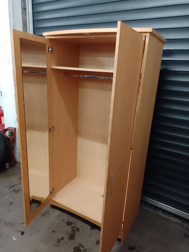 2 door wardrobe 96cm x 62cm x 187cm, Ref:18358