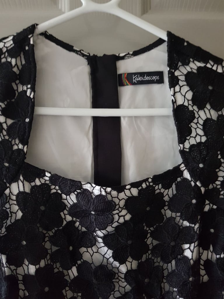 New. Black and White Lace Peplum Dress. Size 14. Kaleidoscope.