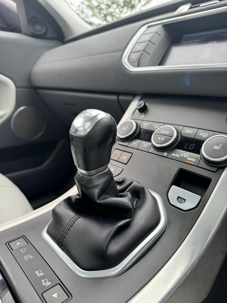 LAND ROVER RANGE ROVER EVOQUE 2.0 TD4 SE 2016