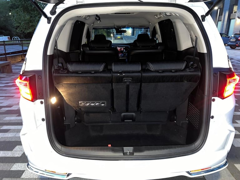 2017 HONDA ODYSSEY 2.4 I-VTEC AUTO PETROL 7 SEATER MPV NEW SHAPE GRADE 4