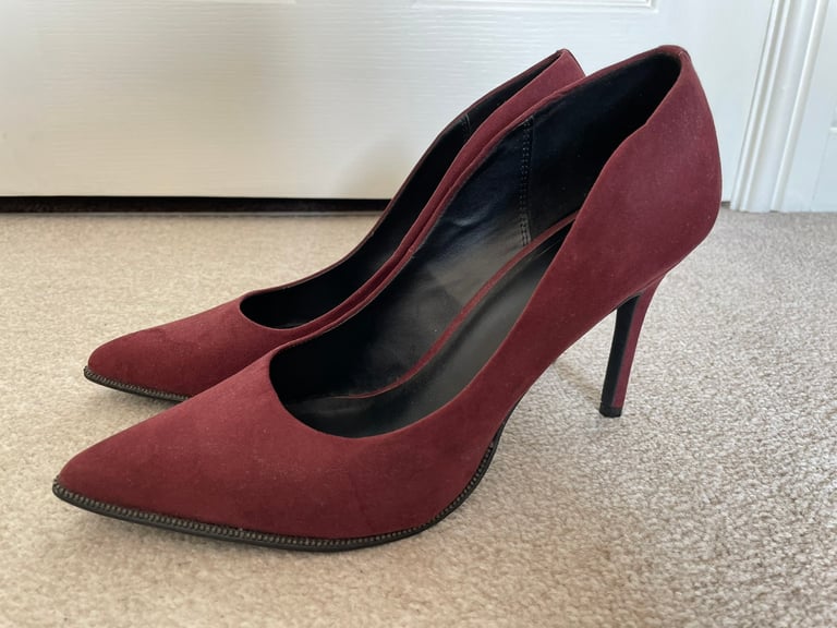 Women’s heels Size 8