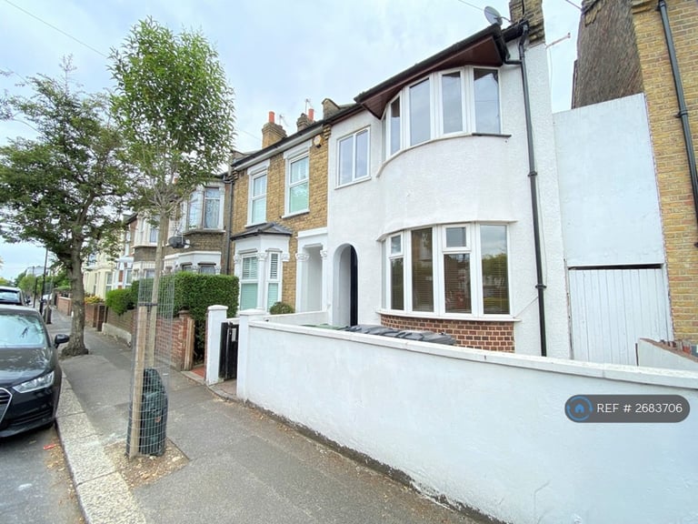 image for 3 bedroom house in Mayville Road, London, E11 (3 bed) (#2683706)