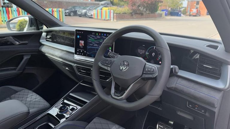 2025 Volkswagen Touran 1.5 TSI eHybrid 272 R-Line Edition 5dr DSG6 Automatic Estate Hybrid Automatic