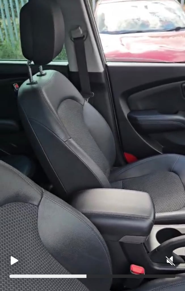 Hyundai, IX35, Estate, 2011, Manual, 1685 (cc), 5 doors