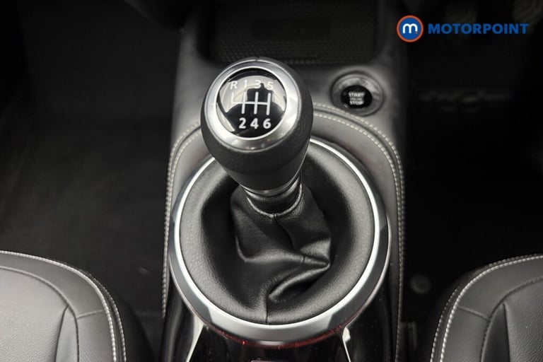 2025 Nissan Juke 1.0 DiG-T Tekna 5dr HATCHBACK PETROL Manual