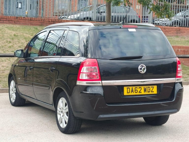 2012 Vauxhall Zafira 1.6 16V Design Euro 5 5dr (SNav) MPV Petrol Manual