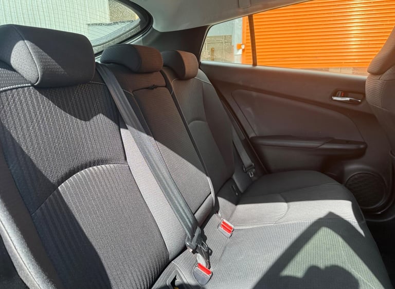 2022 Toyota Prius 1.8 VVTi Business Edition Plus 5dr CVT HATCHBACK PETROL/ELECTRIC Automatic