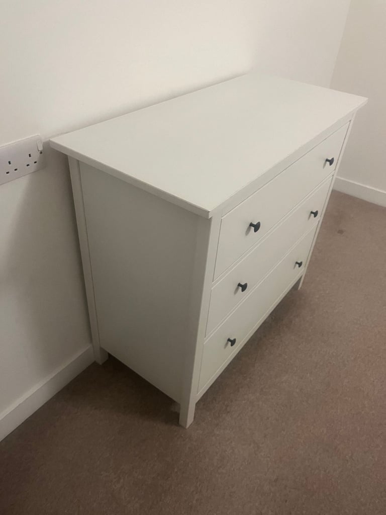 White 3-Drawer Chest of Drawers