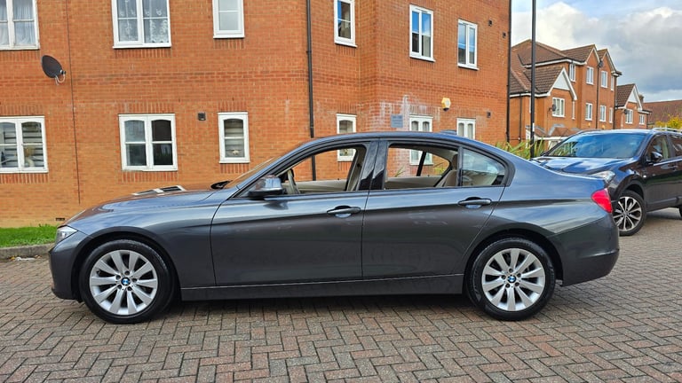 2013 Bmw 3 Series 320I Modern Manual Petrol Saloon Ulez Free 