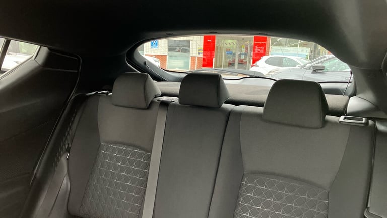 2020 Toyota C-HR 1.8 Hybrid Design 5dr CVT HATCHBACK PETROL/ELECTRIC Automatic