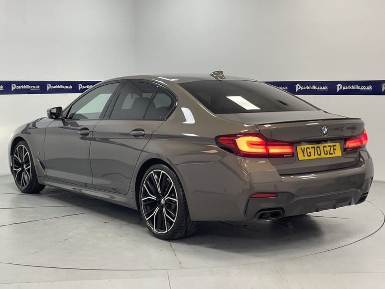 2020 BMW 5 Series 4.4 M550i V8 Saloon 4dr Petrol Steptronic xDrive Euro 6 (s/s) (530 ps) - AA Sal...