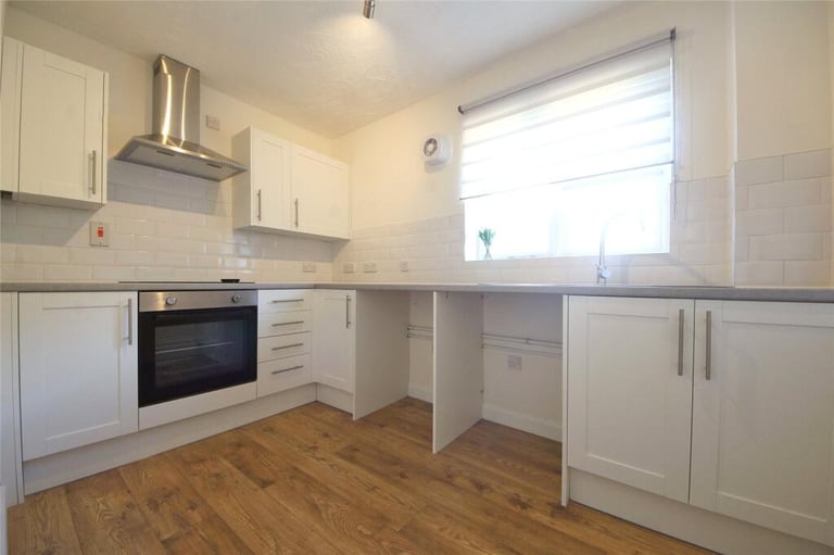 1 bedroom flat in One Bedroom Flat Property for Sale E6