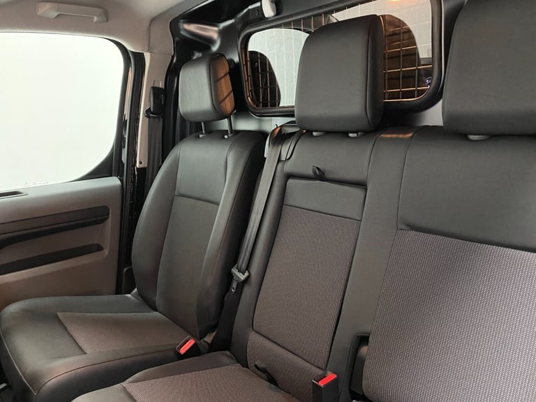 2021 Toyota ProAce Design MWB 2.0l 120ps Panel Van Diesel Manual