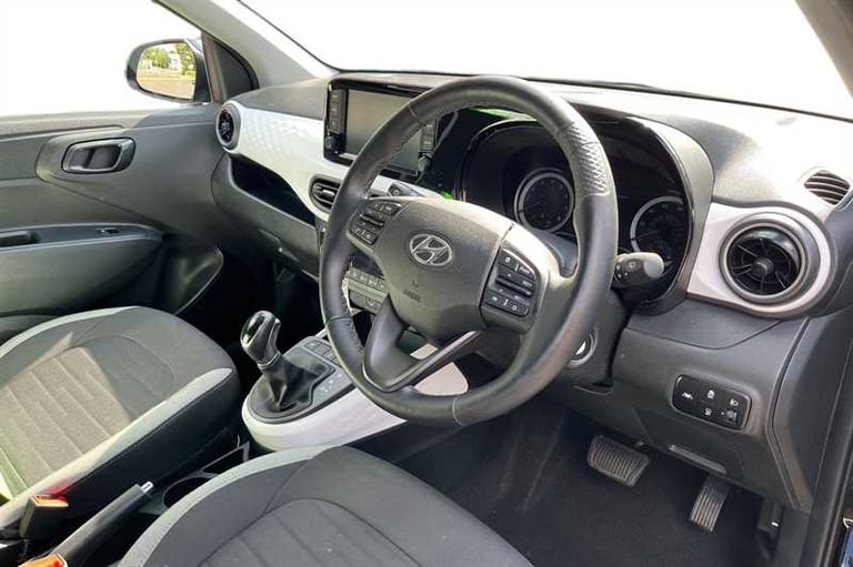 2022 Hyundai i10 1.2 MPI PREMIUM 5DR AUTO Hatchback Petrol Automatic