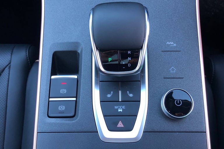 2025 Omoda OMODA 5 1.6 TGDI Noble 5dr 7DCT Hatchback PETROL Automatic