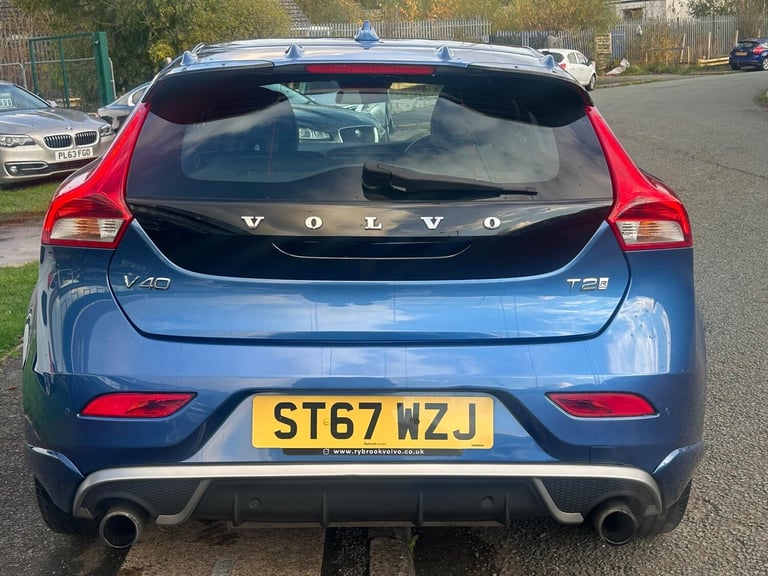2018 Volvo V40 2.0 T2 R-Design Nav Plus Euro 6 (s/s) 5dr HATCHBACK Petrol Manual