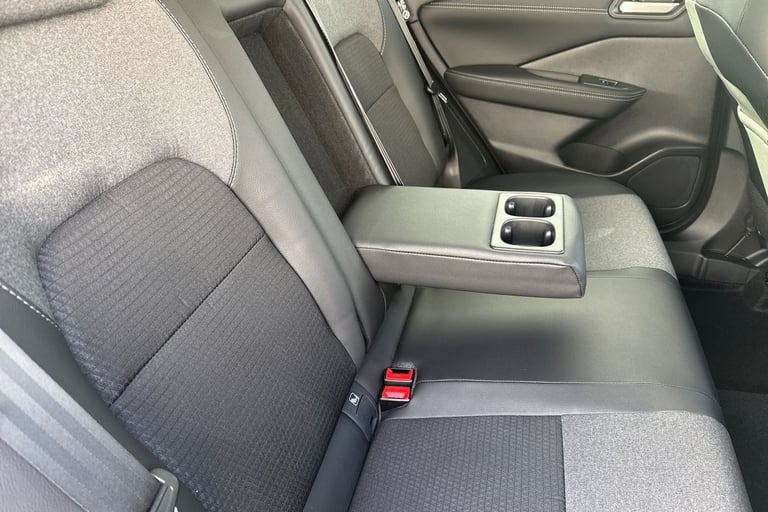 2025 Nissan Qashqai 1.5 E-Power N-Connecta 5dr Auto HATCHBACK PETROL/ELECTRIC Automatic