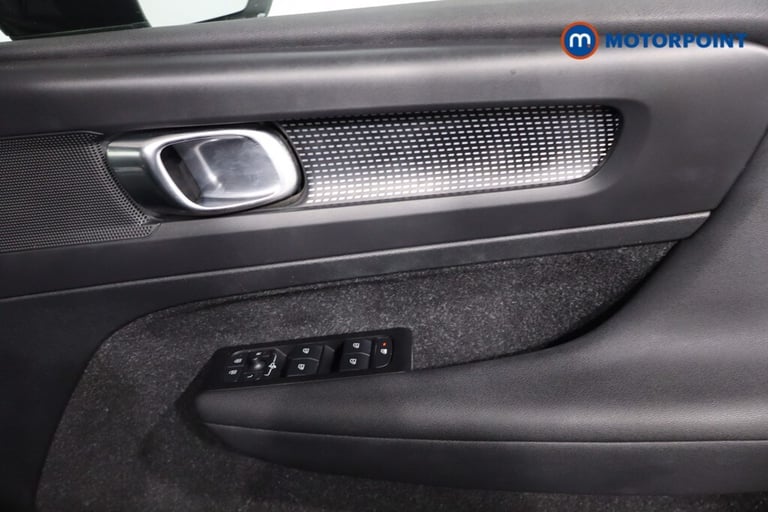 2021 Volvo XC40 1.5 T3 [163] R DESIGN 5dr SUV Petrol Manual