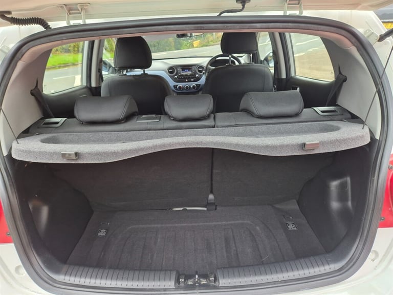 2015 Hyundai i10 1.2 Premium 5dr HATCHBACK PETROL Manual