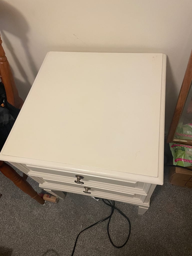 Bedside table 