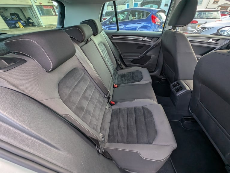 VOLKSWAGEN GOLF 2.0 TDI BlueMotion Tech GT Edition 2016