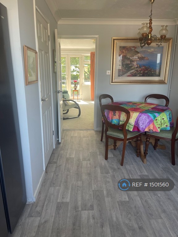 2 bedroom house in High Street, Tenterden, TN30 (2 bed) (#1501560)