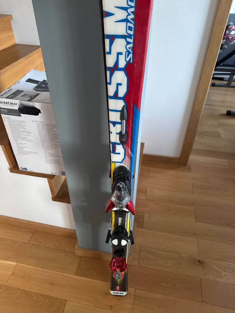 image for Salomon skis. 