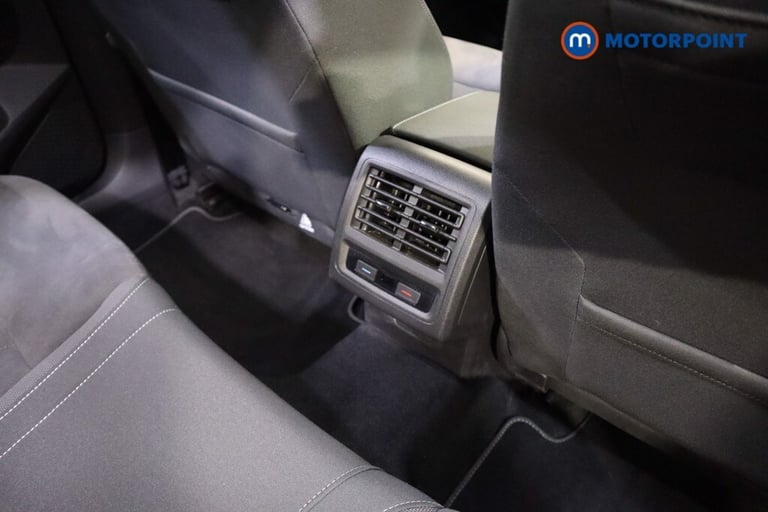 2021 Volkswagen Golf 1.5 TSI 150 Style 5dr Hatchback Petrol Manual