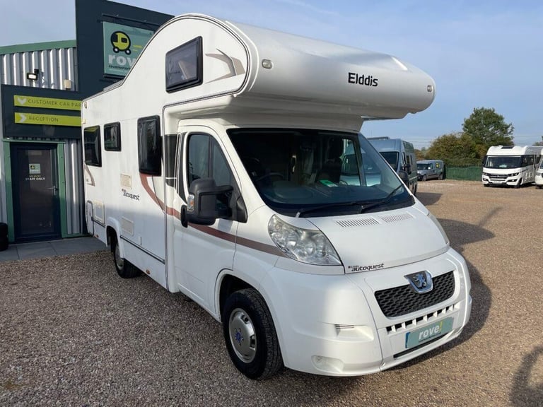 Elddis Autoquest 145 4 Berth 4 Belt End lounge 3300kg