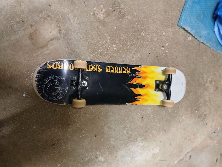 image for Renner skateboard