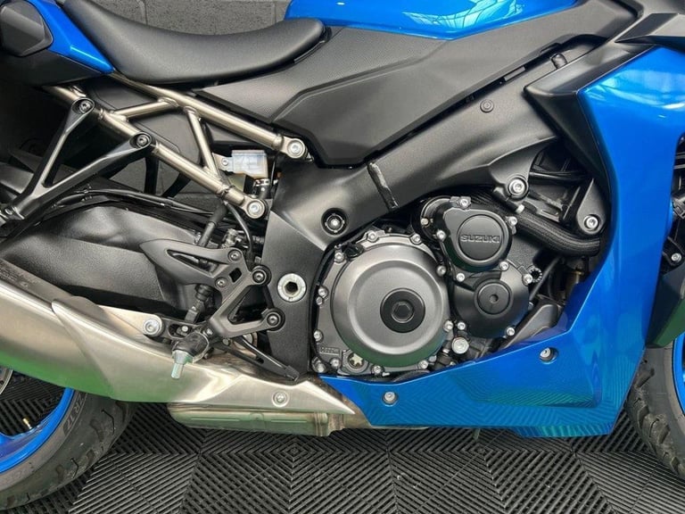 2022 22 SUZUKI GSX-S1000GT+ FINANCE SPECIALISTS APPLY NOW