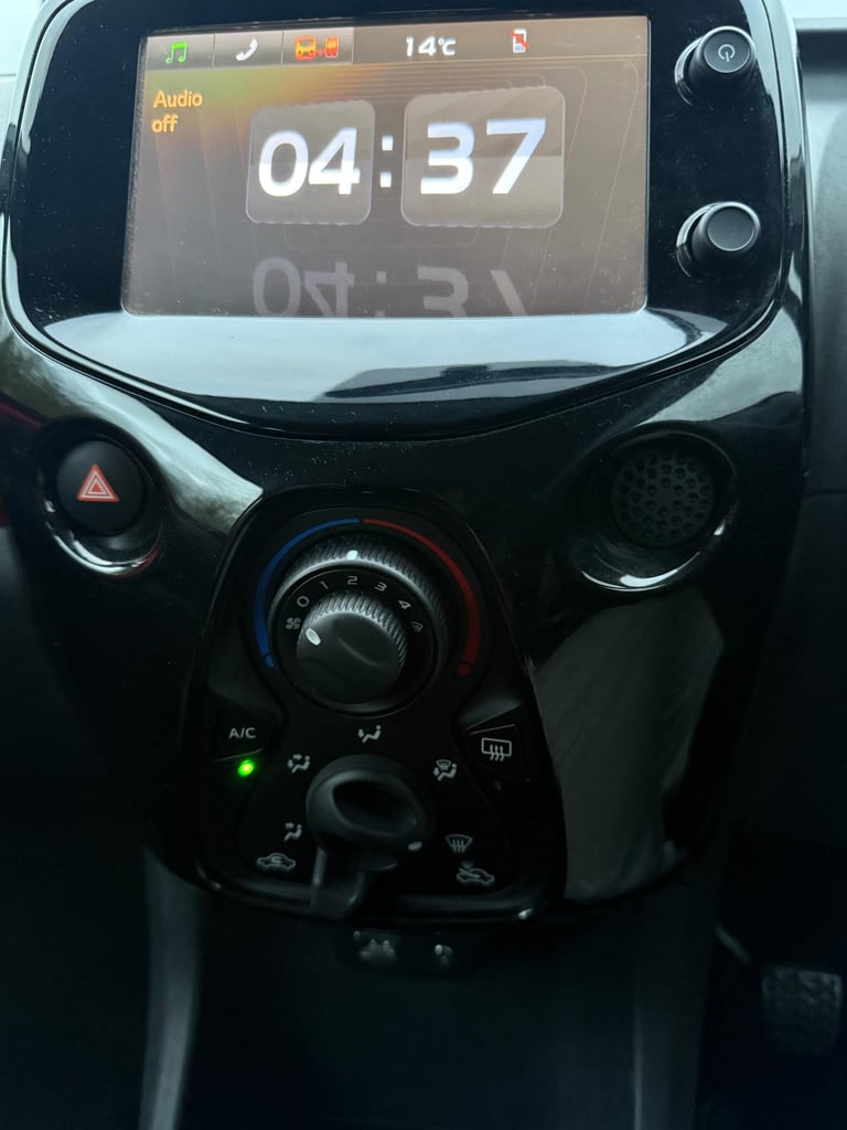 2015 Toyota AYGO 1.0 VVT-i x-pression Euro 5 3dr Euro 5 HATCHBACK Petrol Manual