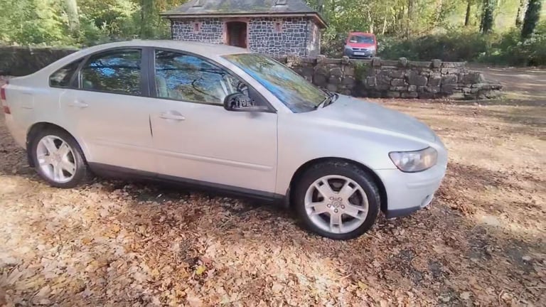 April 2007 Volvo S40 2.0 D SE 