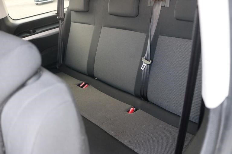 2019 Peugeot Traveller Business Long (9 Seat) Manual MPV Diesel Manual