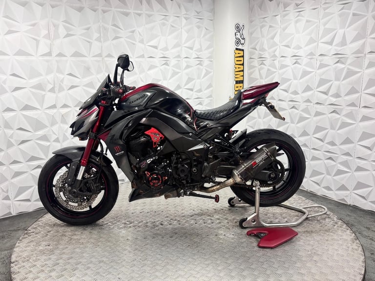 2016 Kawasaki ZR1000 | *WARRANTY PROVIDED*