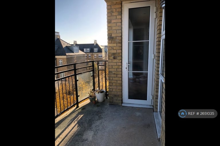2 bedroom flat in Lime House, Richmond, TW9 (2 bed) (#2651035)