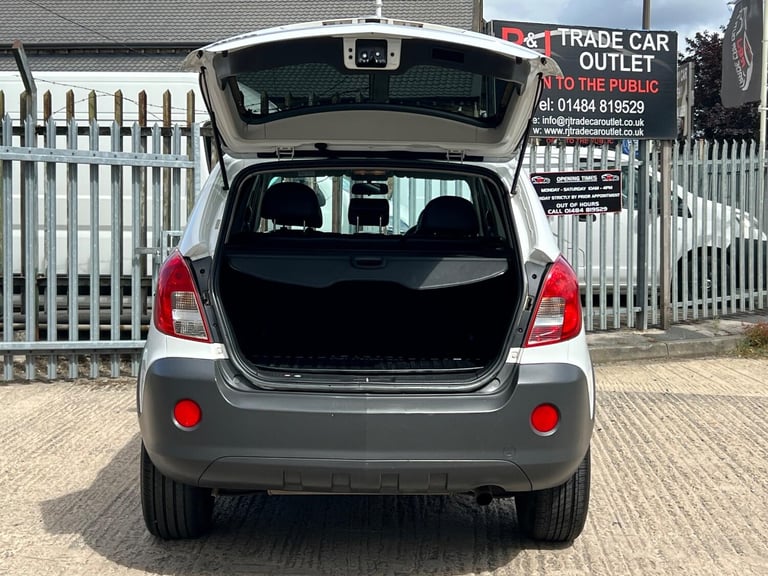 2013 Vauxhall Antara 2.4 Exclusiv 2WD Euro 5 5dr HATCHBACK Petrol Manual