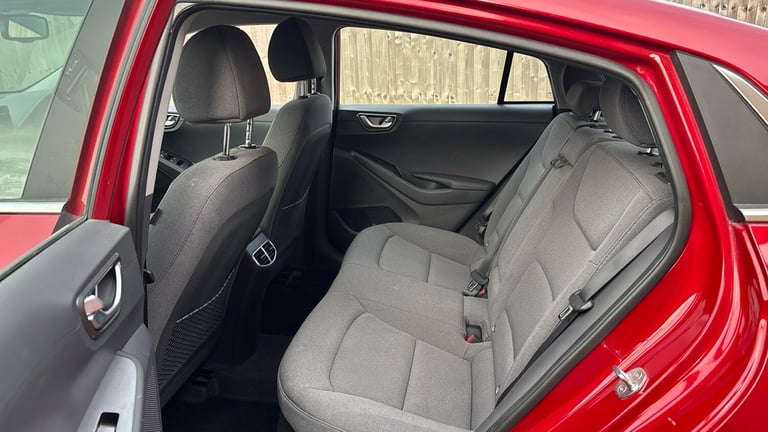 2020 Hyundai IONIQ 1.6 GDi Hybrid 1st Edition 5dr DCT HATCHBACK PETROL/ELECTRIC Automatic
