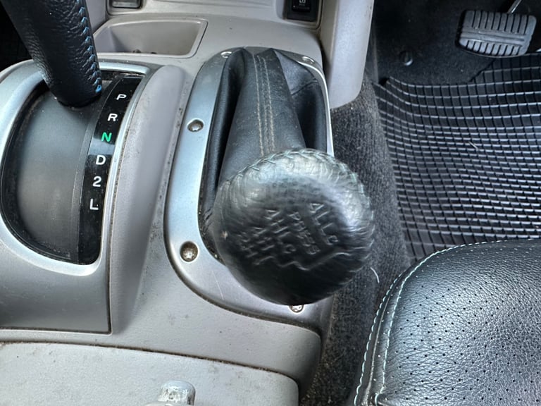 2007 Mitsubishi L200 Double Cab DI-D Elegance 4WD Auto 134Bhp PICK UP DIESEL Automatic