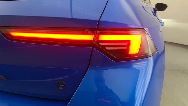 2023 Vauxhall Astra 54kWh Ultimate Hatchback 5dr Electric Auto (156 ps) Hatchback Electric Automatic