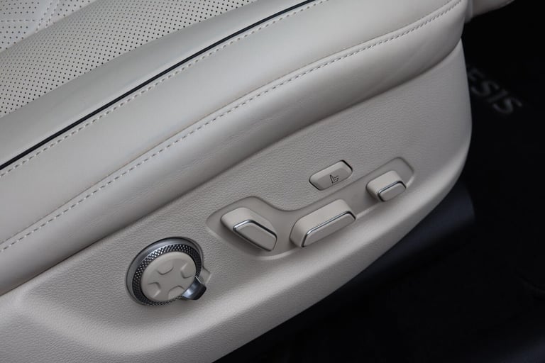 2025 Genesis GV80 2.5T Luxury 5dr Auto AWD [7 Seat] MPV PETROL Automatic