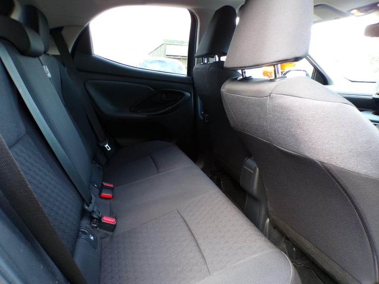 2021 Toyota Yaris 1.5 VVT-h Design Hatchback 5dr Petrol Hybrid E-CVT Euro 6 (s/s) (116 ps) HATCHB...