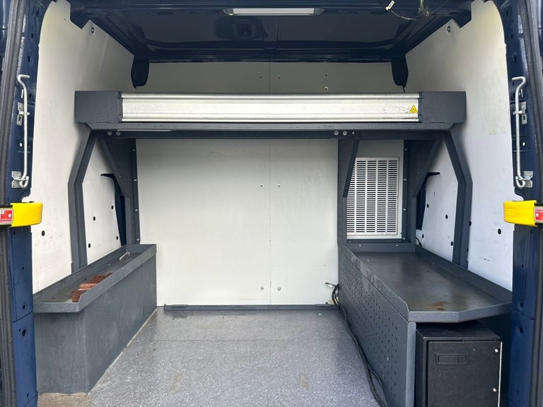 2018 Ford Transit Custom 2.0 TDCi 130ps Low Roof Van PANEL VAN Diesel Manual