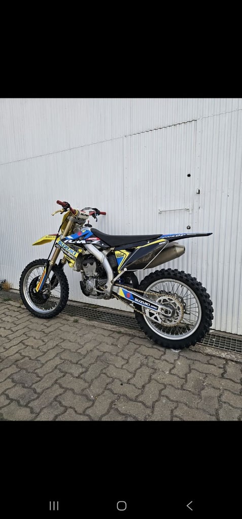 Suzuki rmz 250 4 stoke 